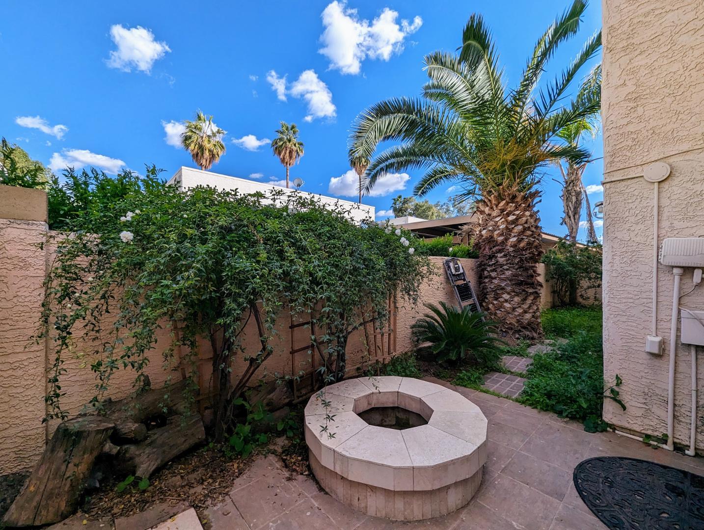 720 E Alice Avenue Unit 102, Phoenix, AZ 85020