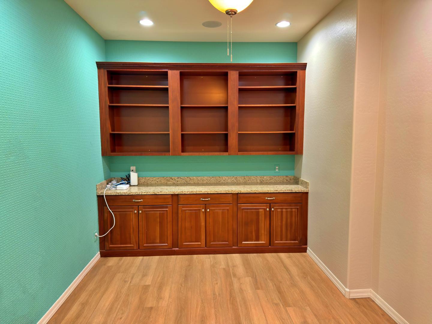 737 E Charlevoix Avenue, Gilbert, AZ, 85297