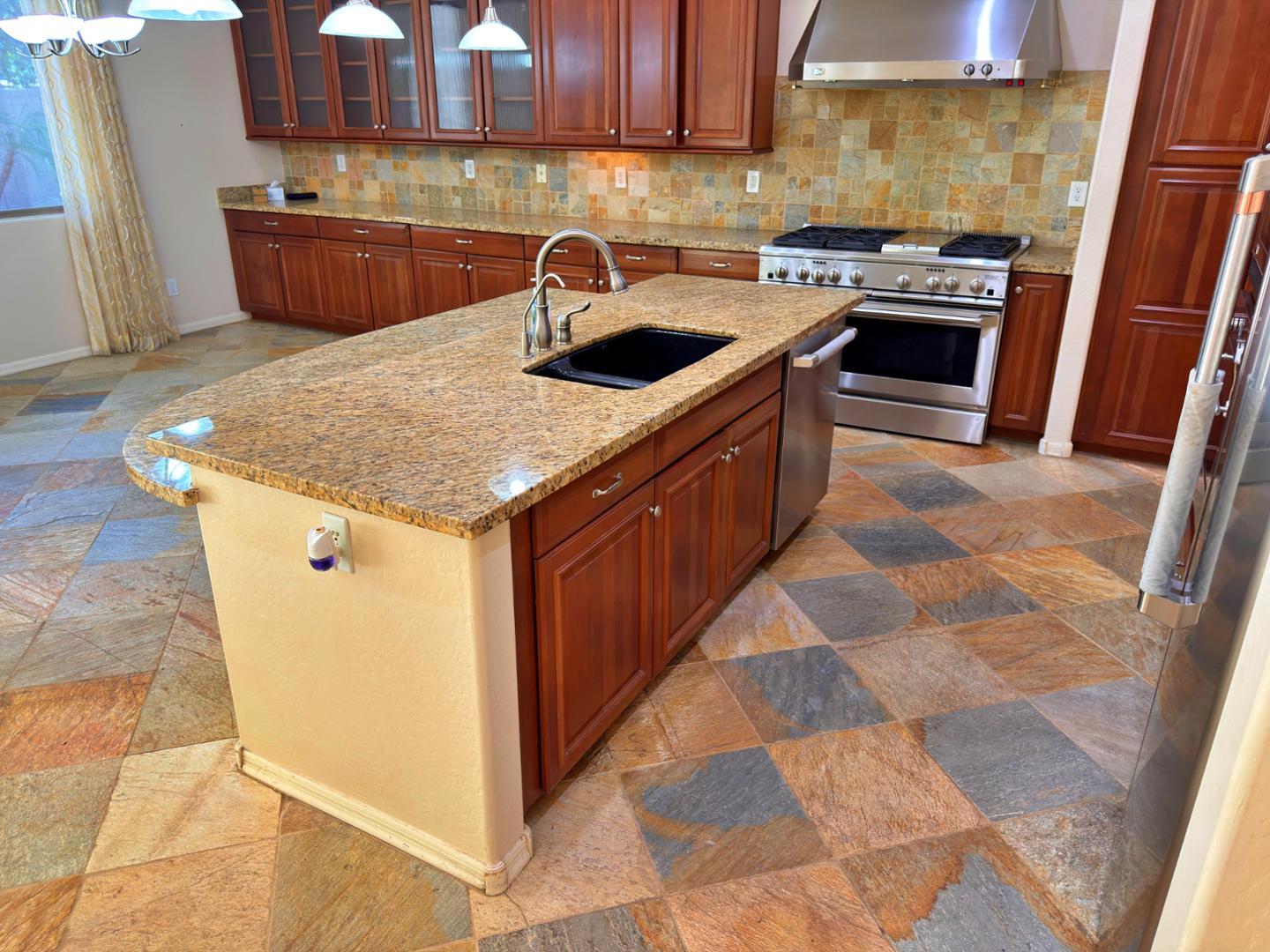 737 E Charlevoix Avenue, Gilbert, AZ, 85297