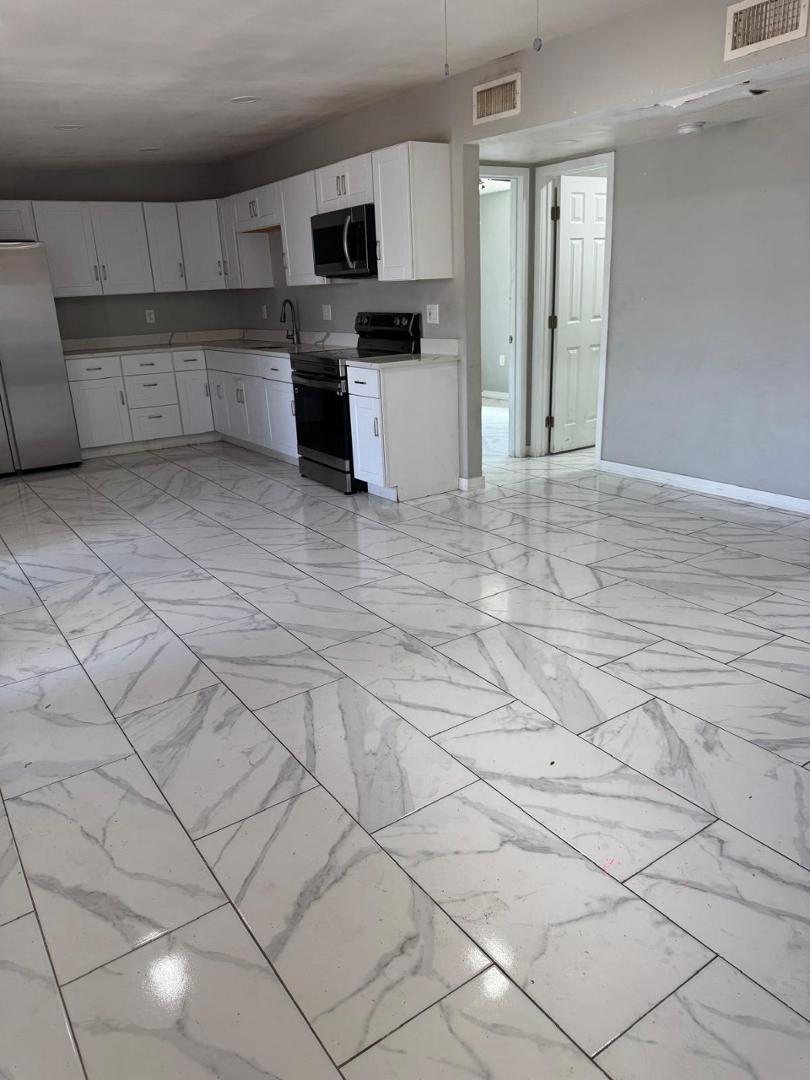 3941 W Palm Lane, Phoenix, AZ, 85009