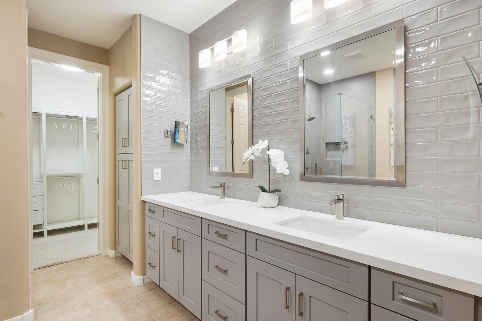 Scottsdale, AZ, 85255