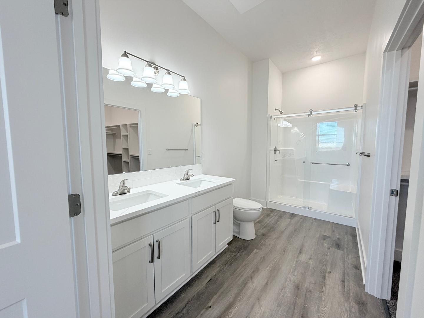 Image 8 For 237 Bridge Road