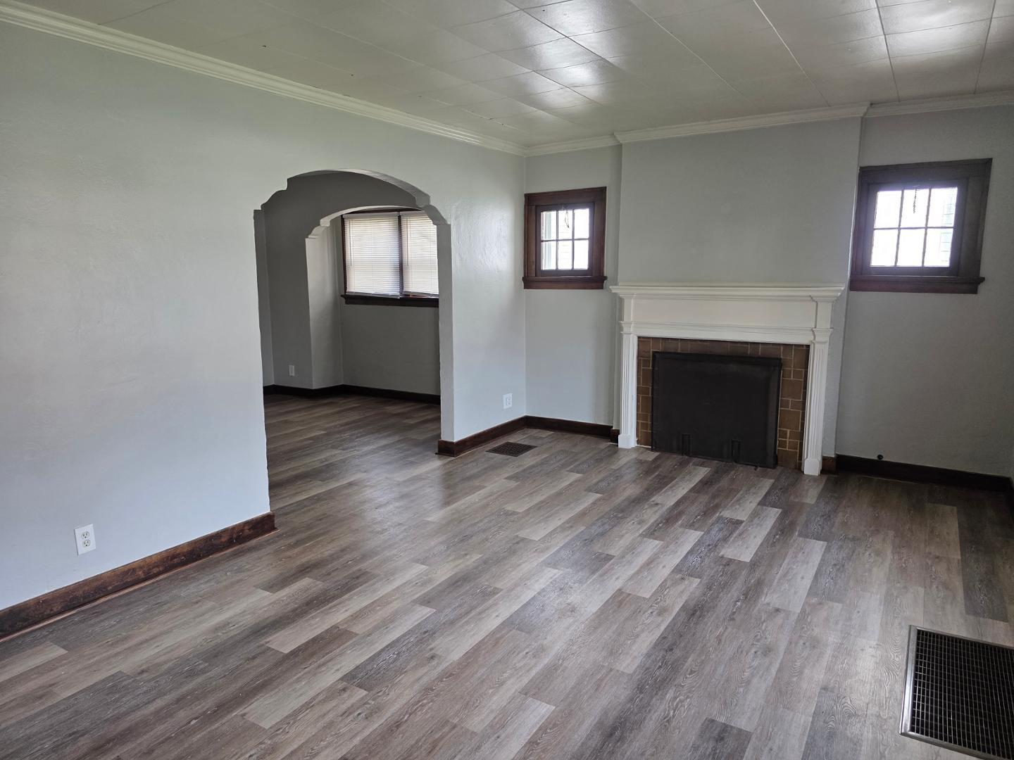 Image 2 For 2637 Greenway Street