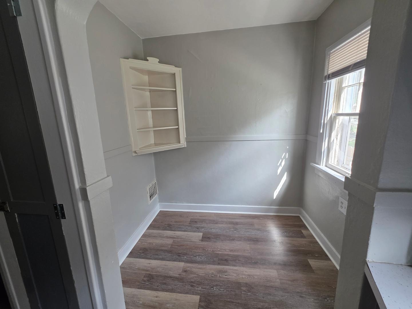 Image 8 For 2637 Greenway Street