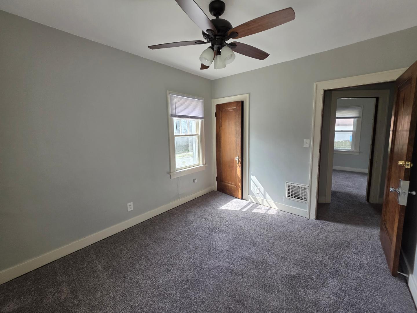 Image 12 For 2637 Greenway Street