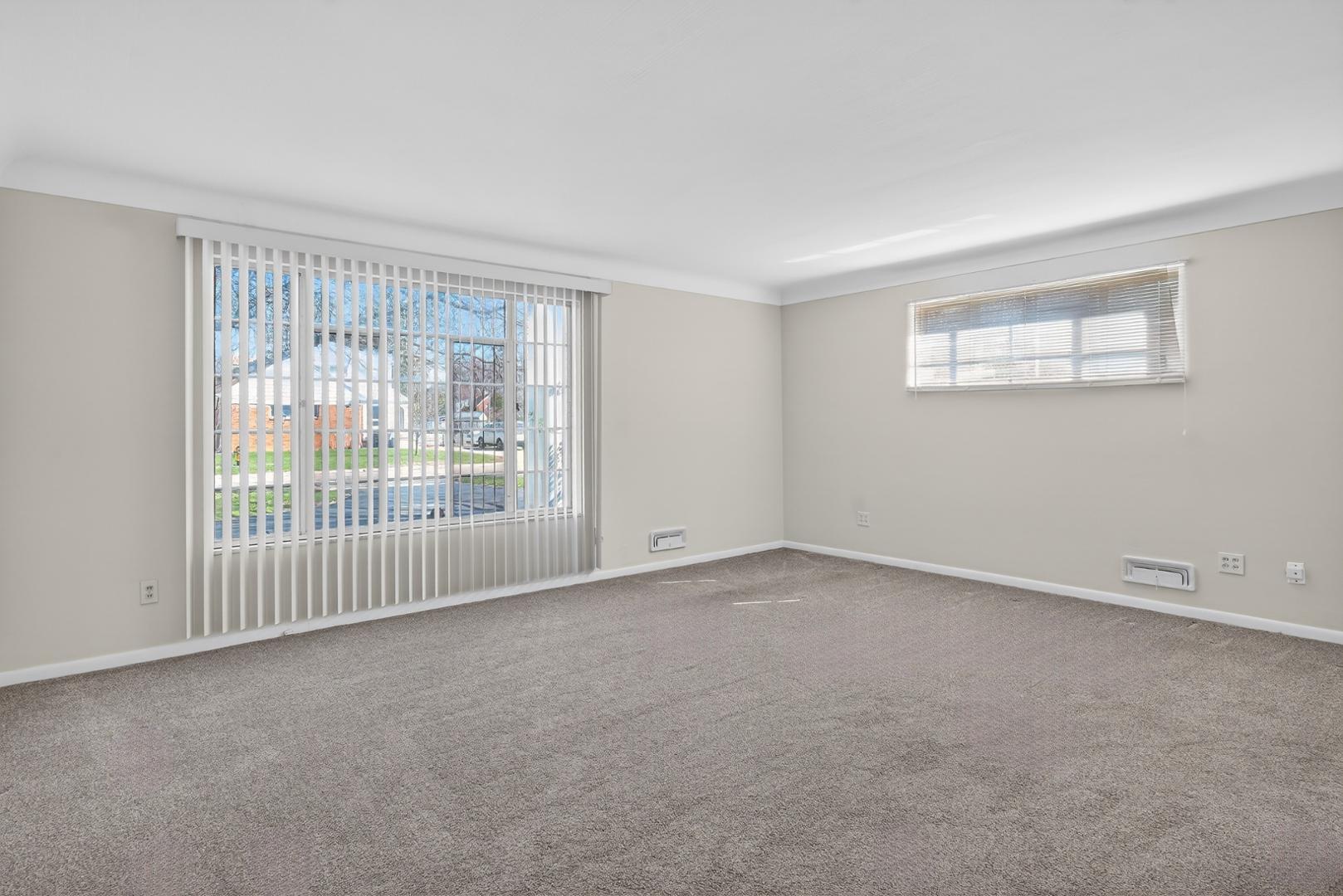 Image 20 For 3845 Hillandale Road Lower