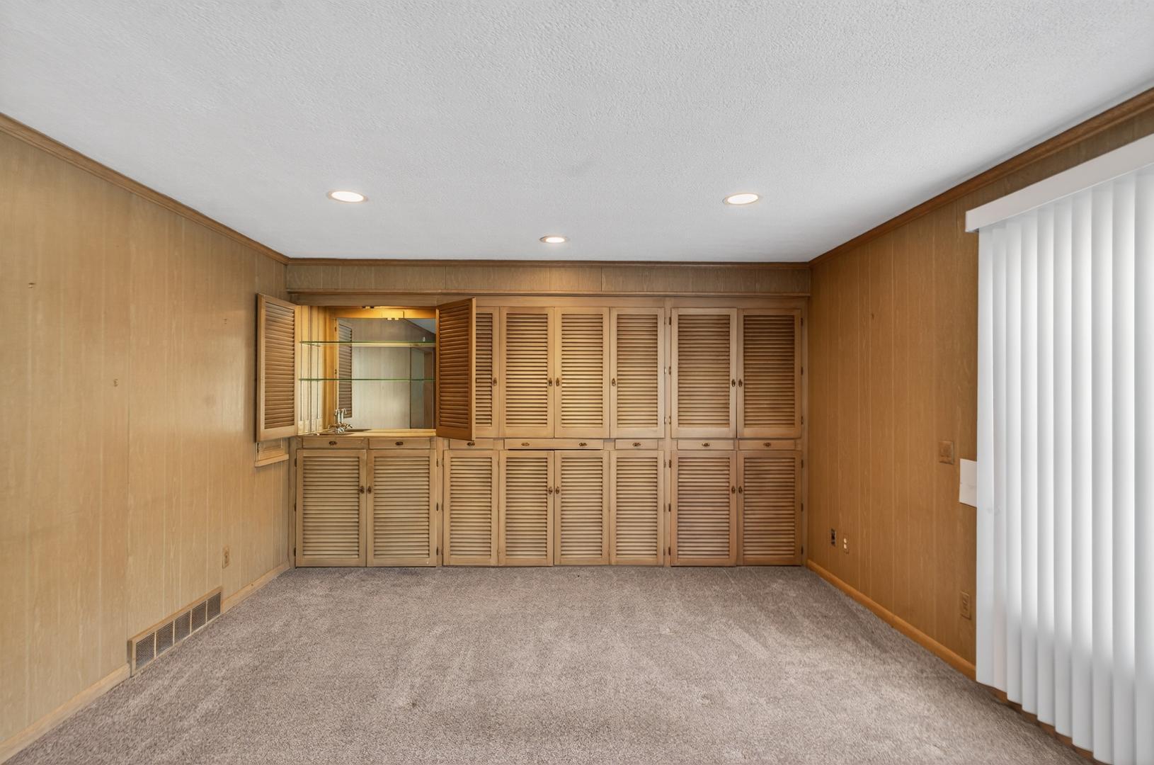 Image 10 For 3845 Hillandale Road Lower