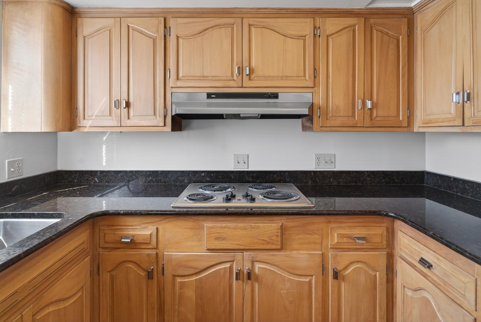 Image 14 For 3845 Hillandale Road Lower