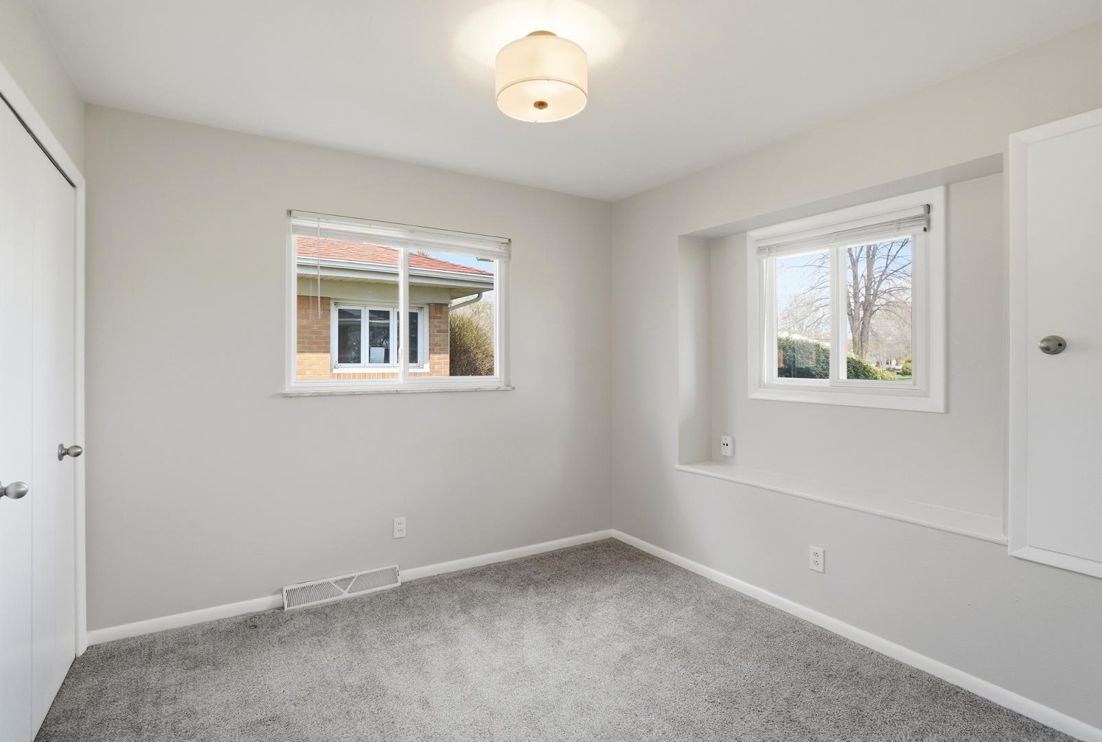 Image 20 For 5159 Grosse Point Parkway