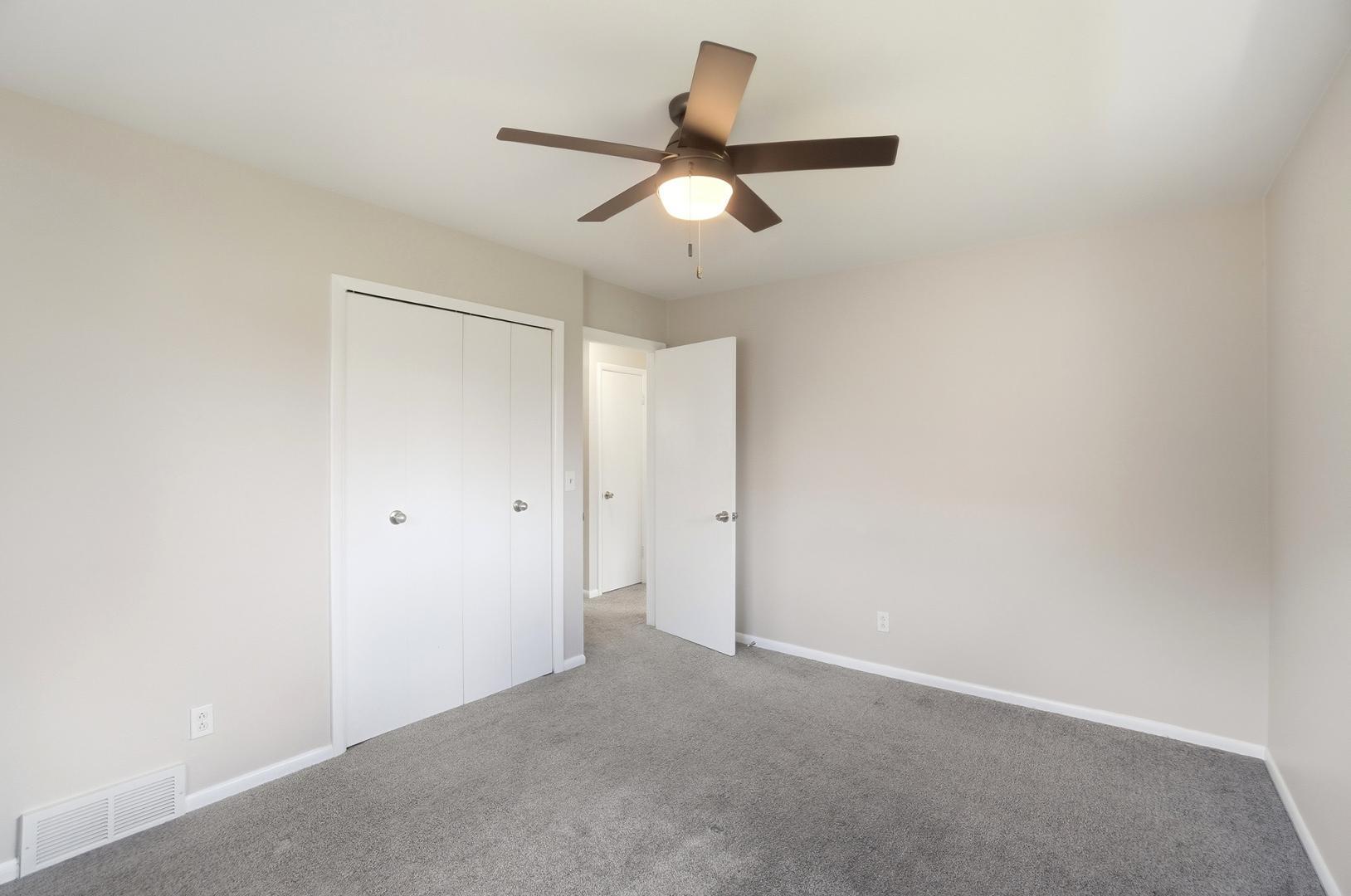 Image 19 For 5159 Grosse Point Parkway