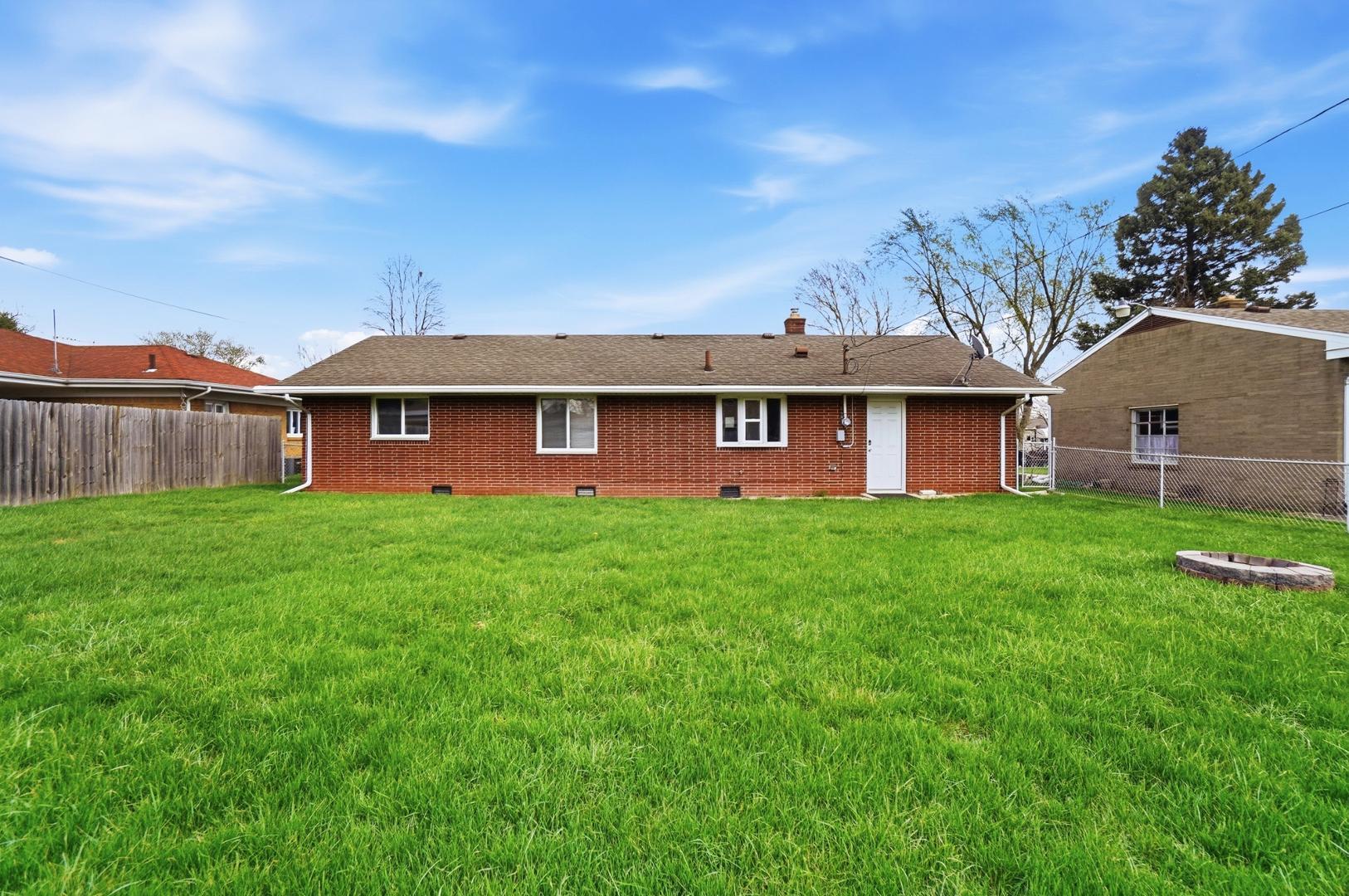 Image 27 For 5159 Grosse Point Parkway