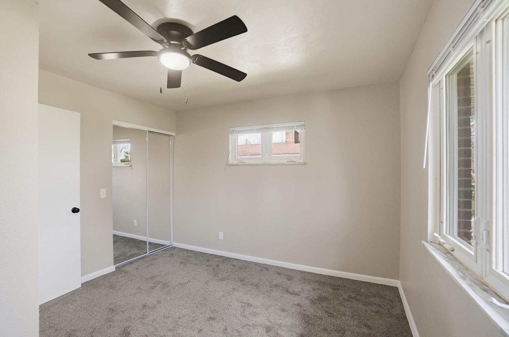 Image 20 For 5217 Grosse Point Parkway