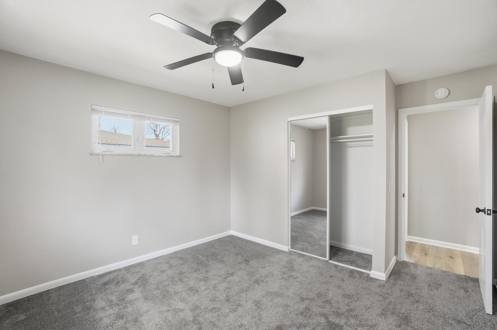 Image 17 For 5217 Grosse Point Parkway