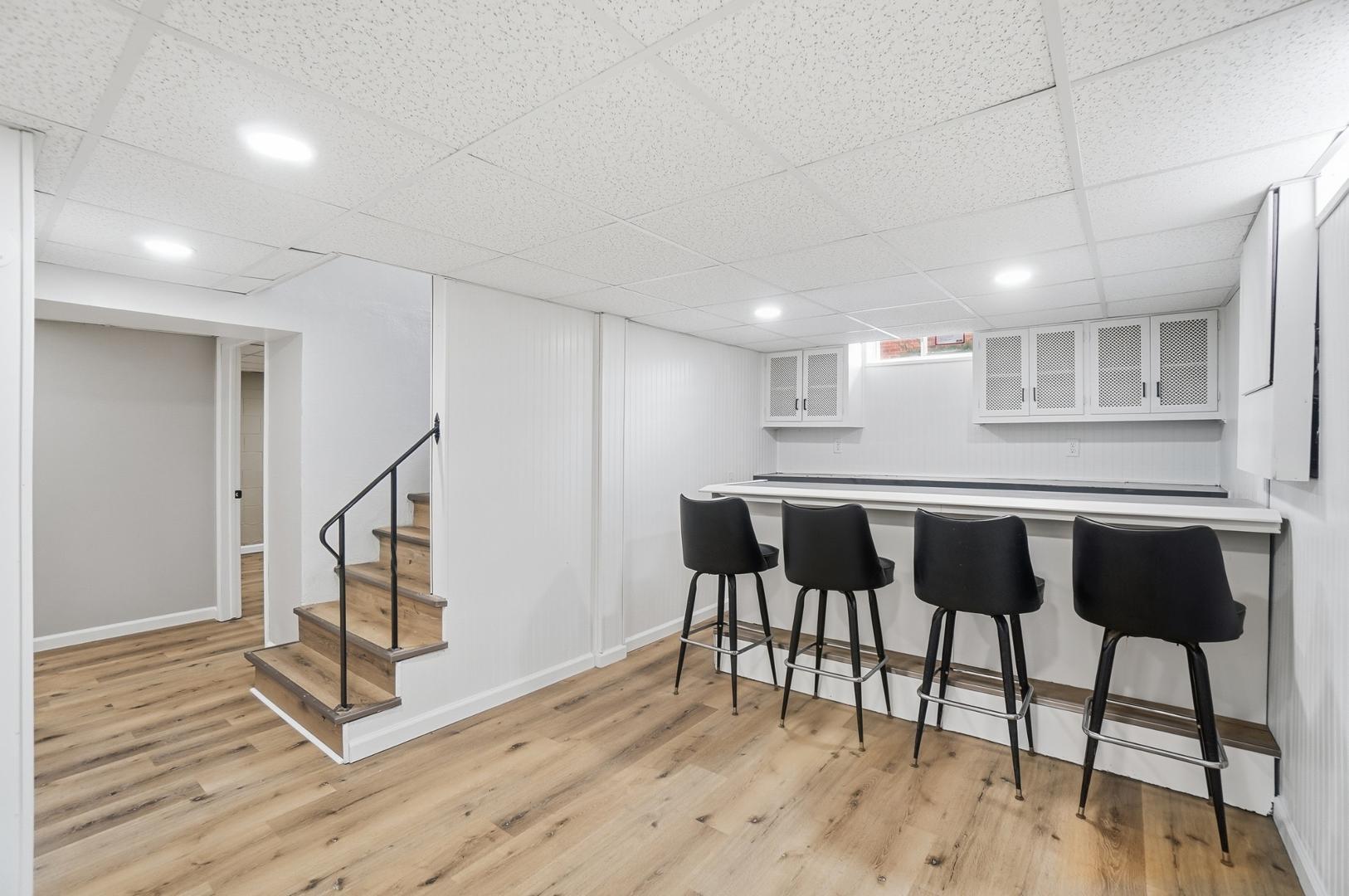 Image 26 For 5217 Grosse Point Parkway