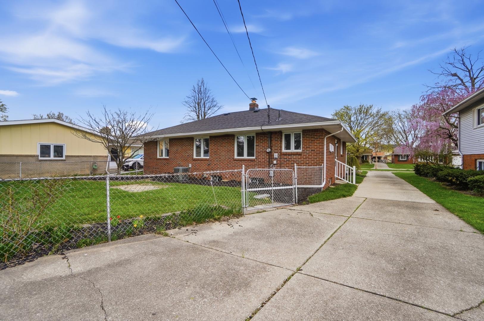 Image 41 For 5217 Grosse Point Parkway