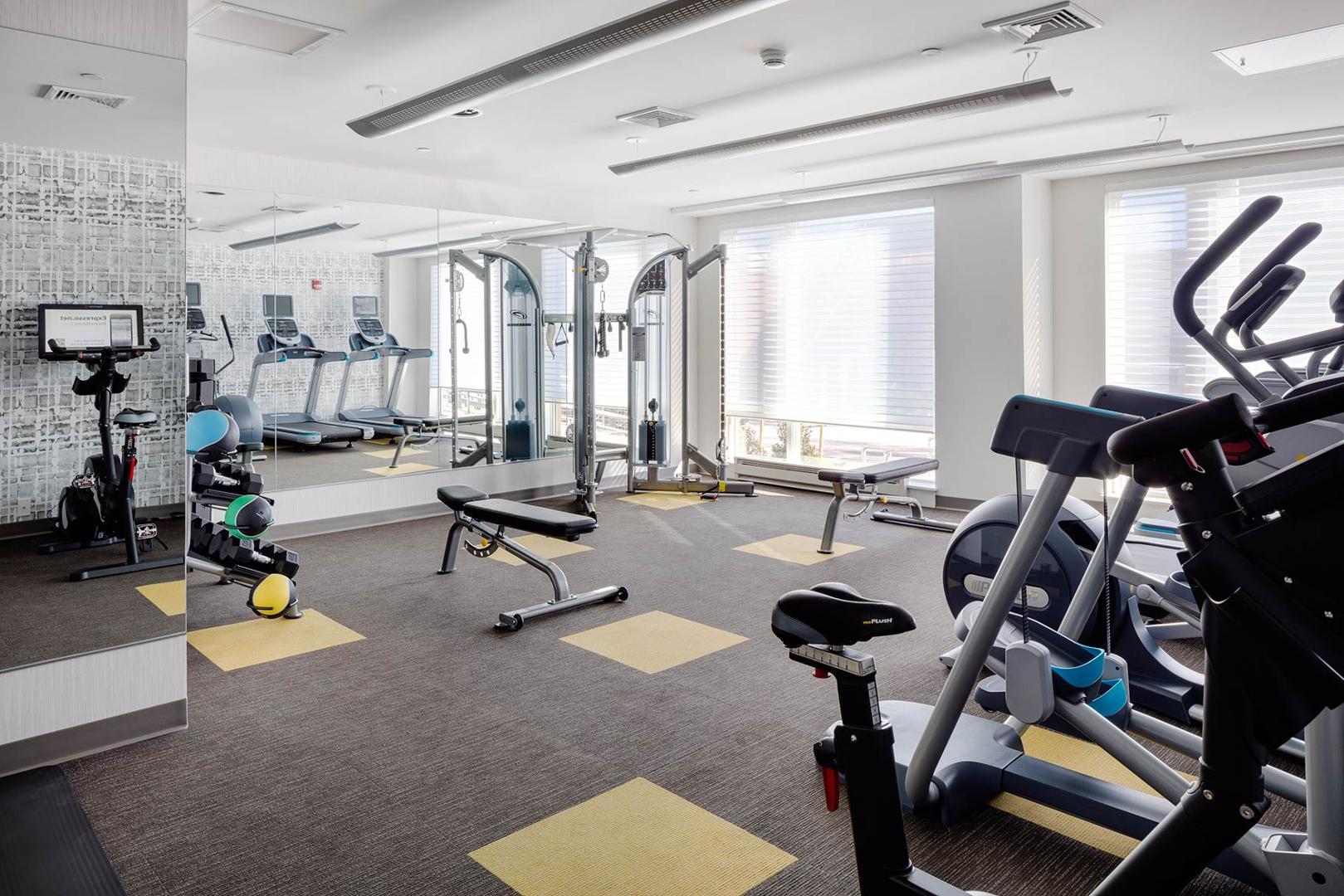 240 Sidney Street #404 - 3,064USD / month