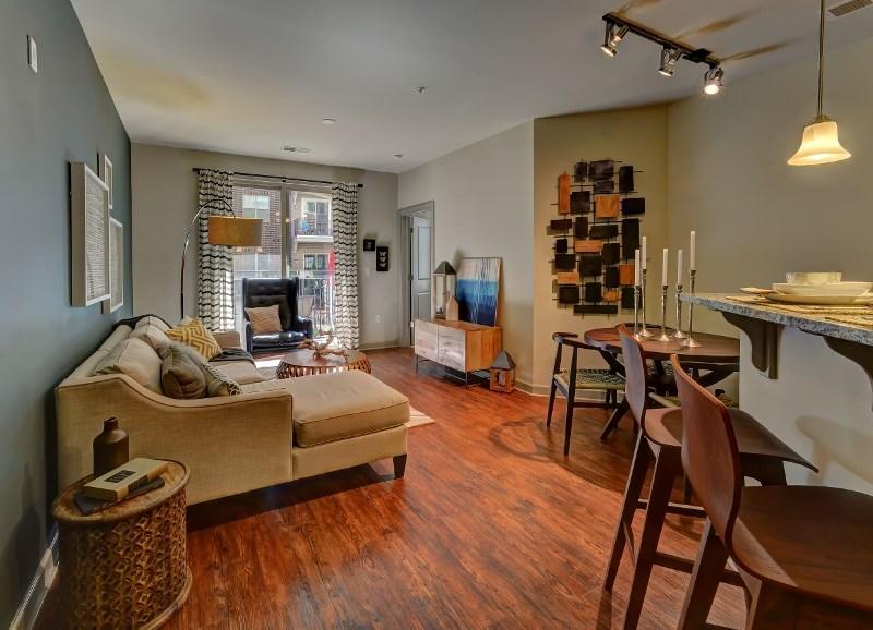 https://cdn.rentalbeast.com/listings/1476387510928_1194454.jpg.rbm
