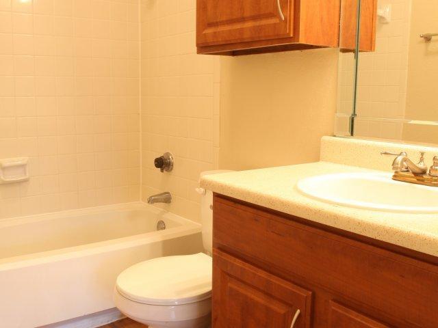 https://cdn.rentalbeast.com/listings/1479163633926_1164987.jpg.rbm