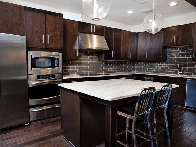https://cdn.rentalbeast.com/listings/1496163225658_1487603.jpg.rbm