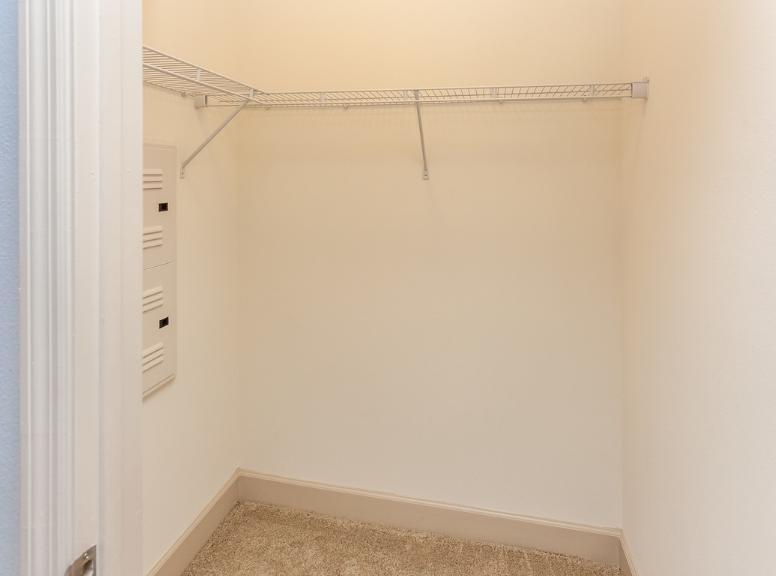 8800 Doral Boulevard #3205, Doral, FL - 2,911 USD/ month