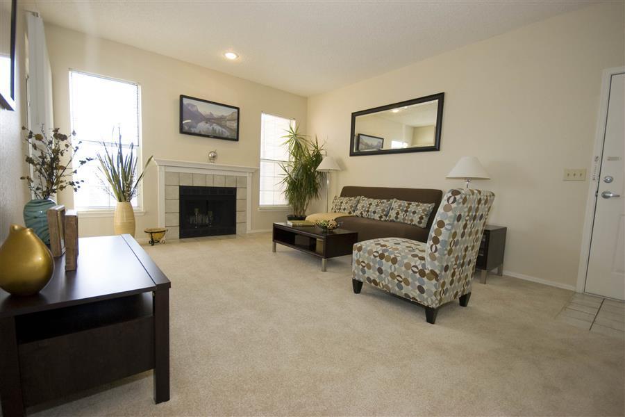 https://cdn.rentalbeast.com/listings/1496867166473_1502907.jpg.rbm