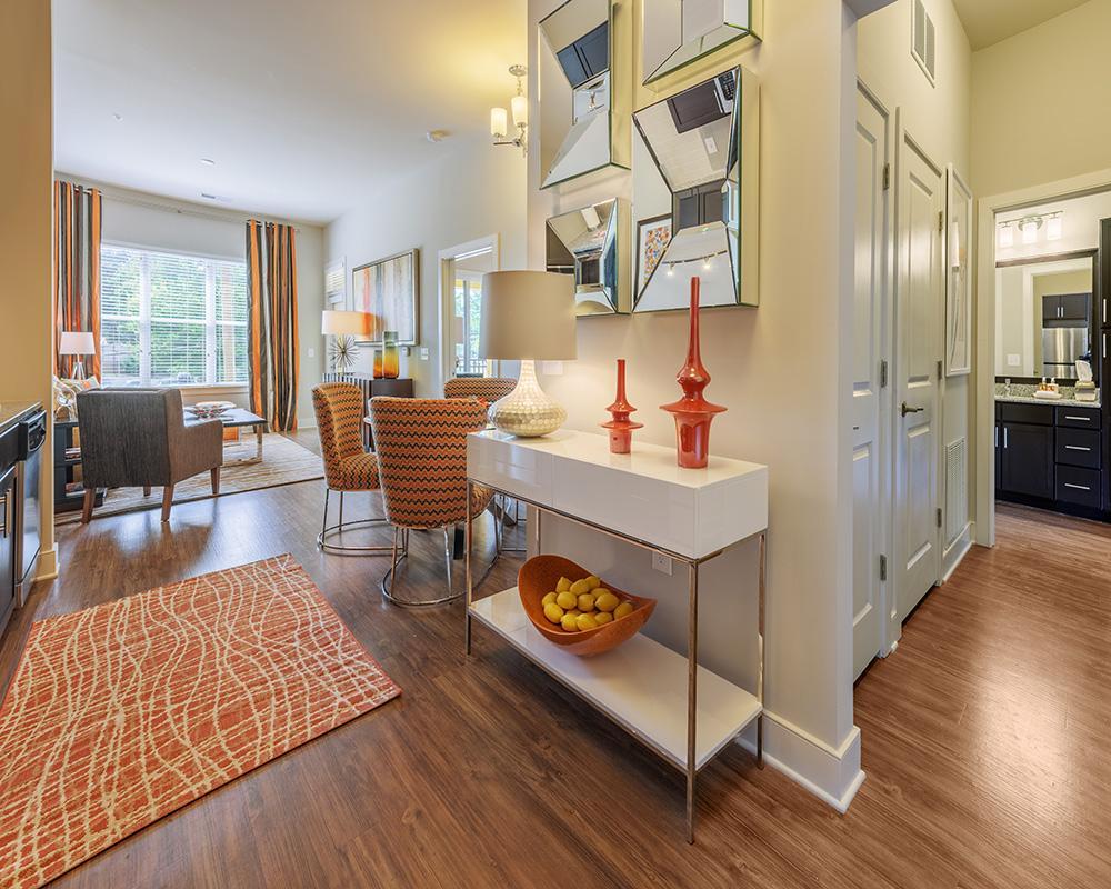 https://cdn.rentalbeast.com/listings/1534434381903_2429217.jpg.rbm
