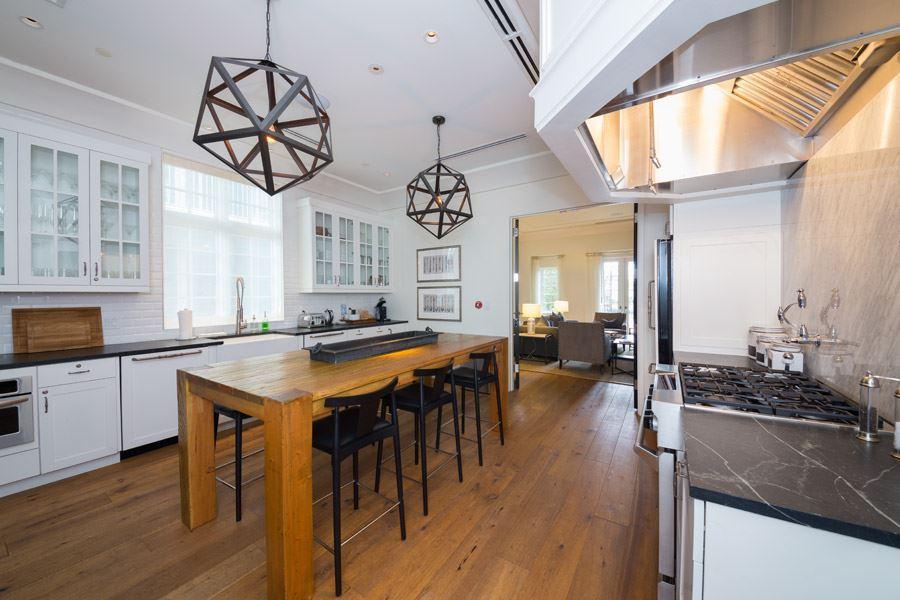 https://cdn.rentalbeast.com/listings/1540926725600_2594987.jpg.rbm