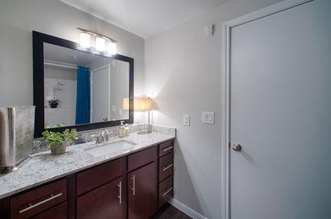https://cdn.rentalbeast.com/listings/1548789933973_2248519.jpg.rbm