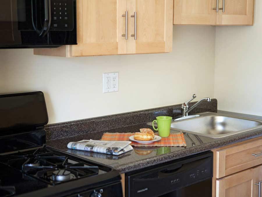 https://cdn.rentalbeast.com/listings/1638710_1559591177922.jpg.rbm