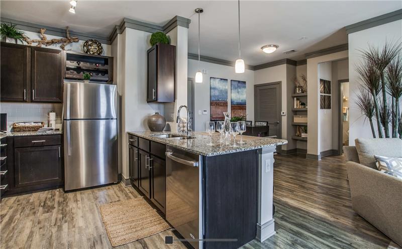 https://cdn.rentalbeast.com/listings/2108405_1721760163458.jpg.rbm