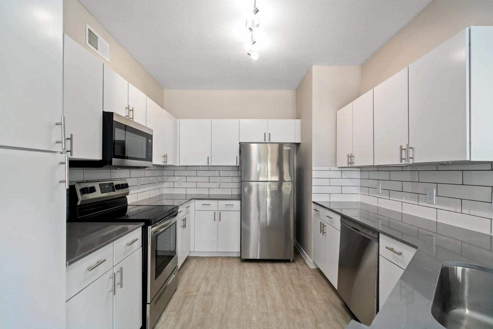https://cdn.rentalbeast.com/listings/2273239_1729198712470.jpg.rbm