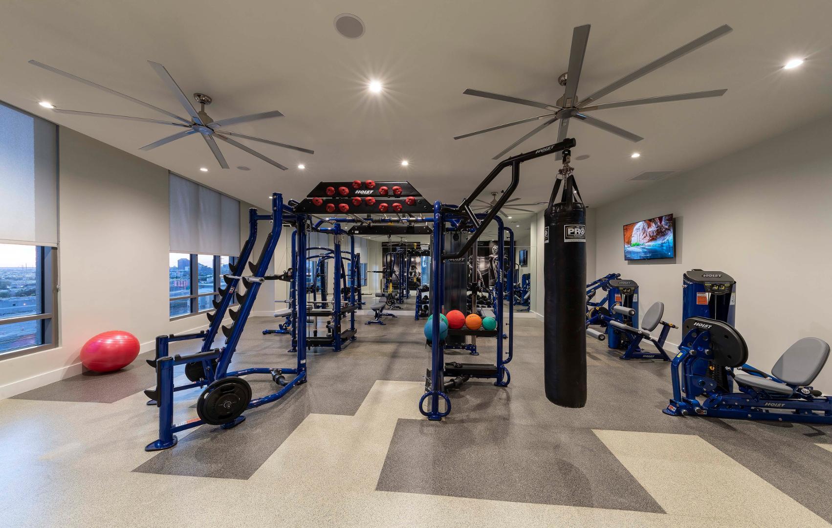 https://cdn.rentalbeast.com/listings/2393842_1613463663053.jpg.rbm
