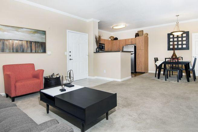 https://cdn.rentalbeast.com/listings/2446055_1619211268870.jpg.rbm