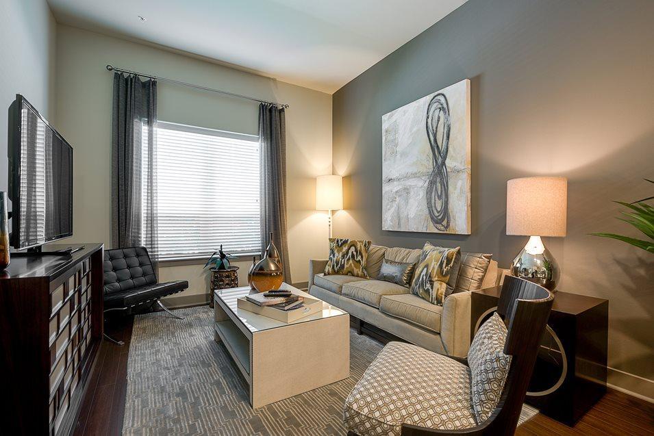 https://cdn.rentalbeast.com/listings/2516833_1617027686083.jpg.rbm