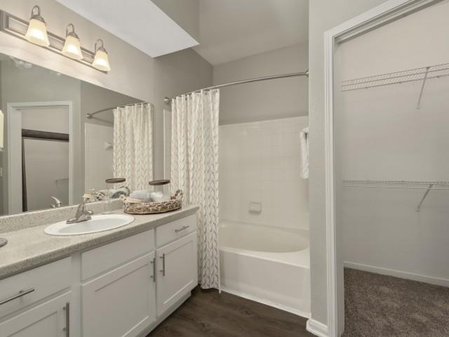 https://cdn.rentalbeast.com/listings/2868368_1551898478049.jpg.rbm