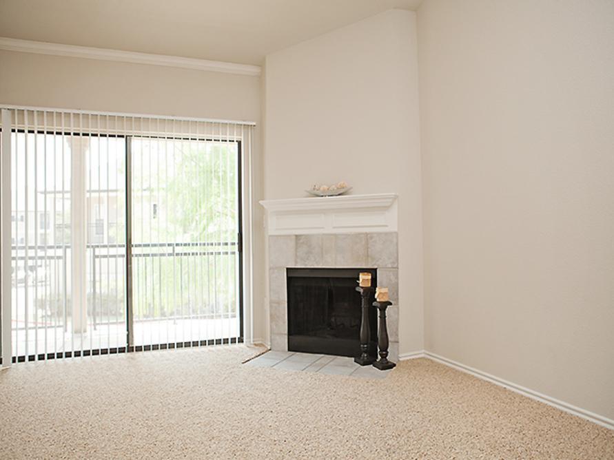 https://cdn.rentalbeast.com/listings/2971761_1556049143096.jpg.rbm