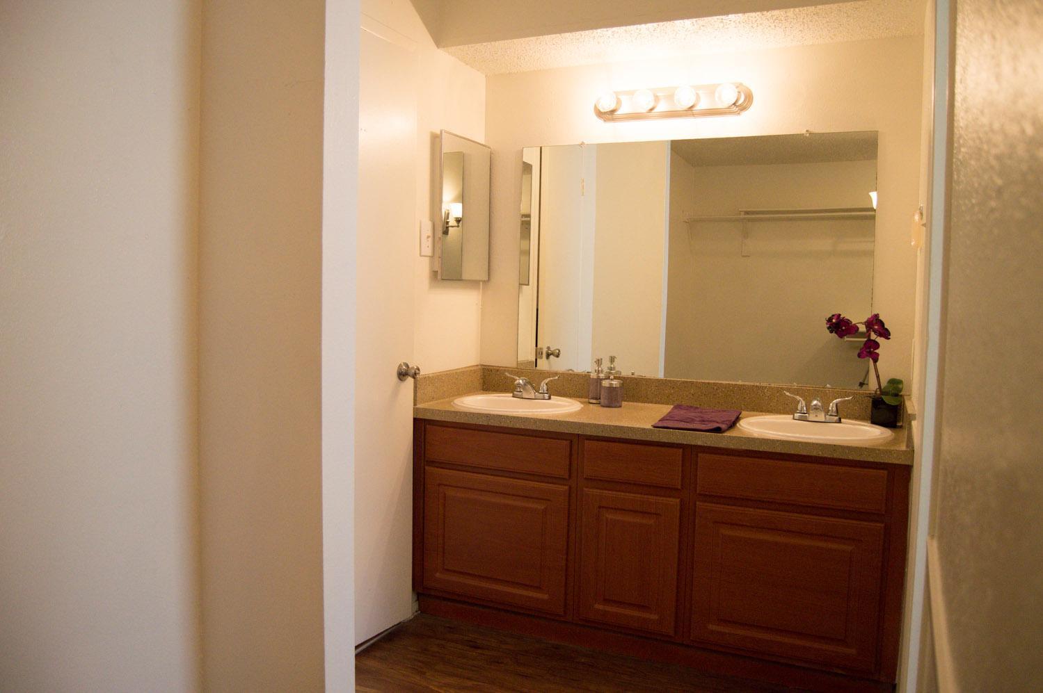 https://cdn.rentalbeast.com/listings/3049995_1559329914204.jpg.rbm