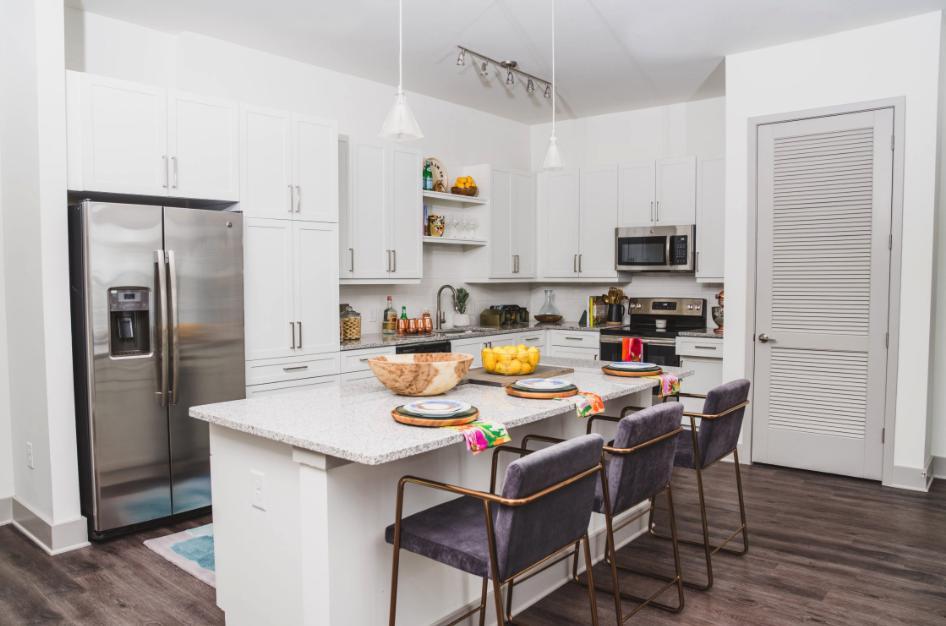 https://cdn.rentalbeast.com/listings/3100704_1561129662379.jpg.rbm