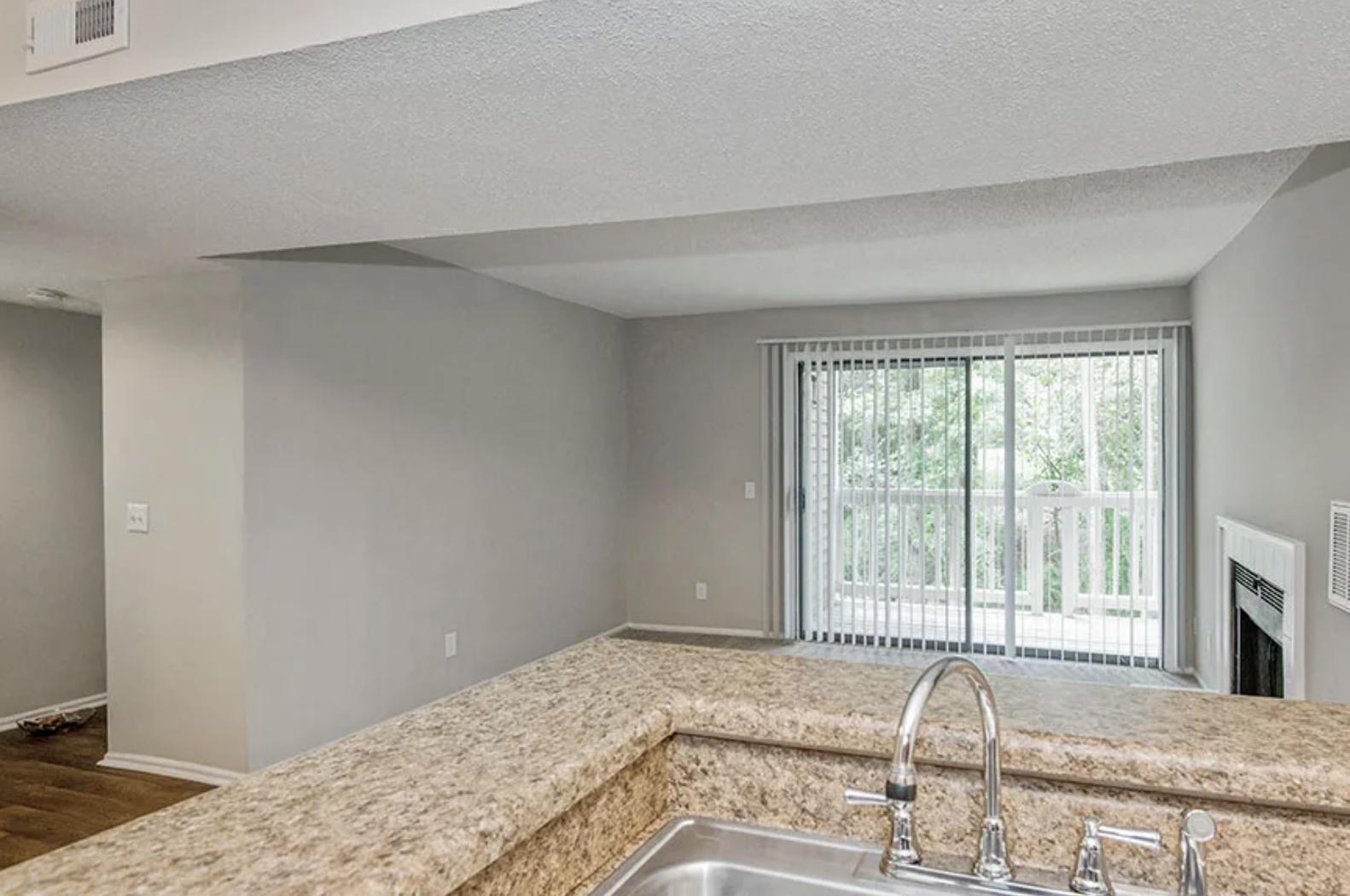 https://cdn.rentalbeast.com/listings/3117810_1660581232997.jpg.rbm