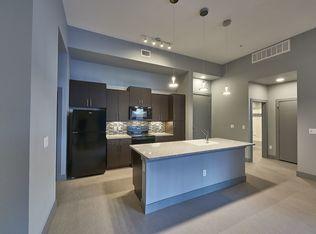 https://cdn.rentalbeast.com/listings/3174964_1563824962488.jpg.rbm