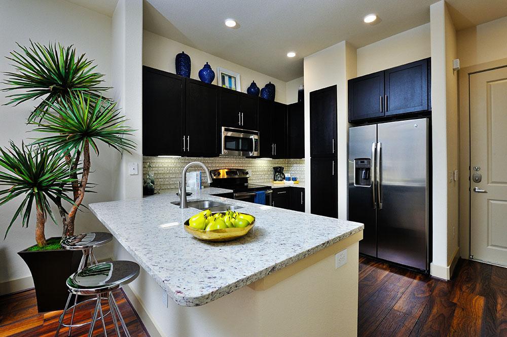 https://cdn.rentalbeast.com/listings/3311686_1568405465798.jpg.rbm