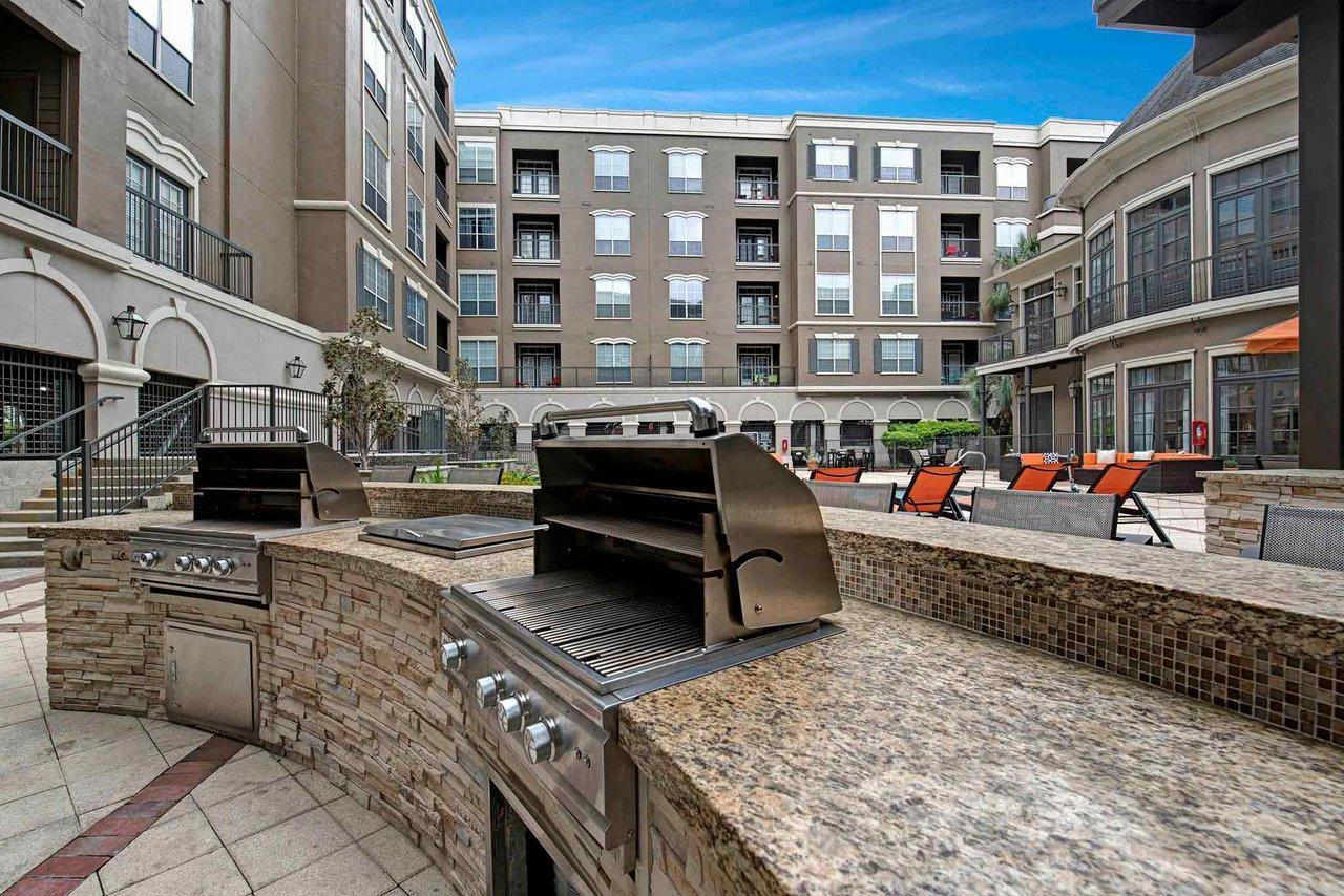 https://cdn.rentalbeast.com/listings/3335834_1569258808779.jpg.rbm