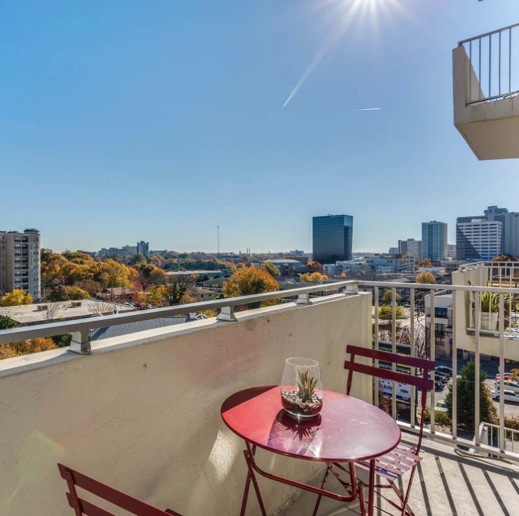 549 Peachtree St NE #6205, Atlanta, GA - 2,000 USD/ month