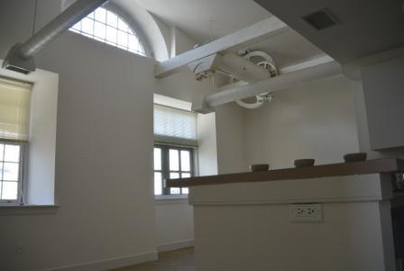 4312 Main Street #208 - 1,725USD / month