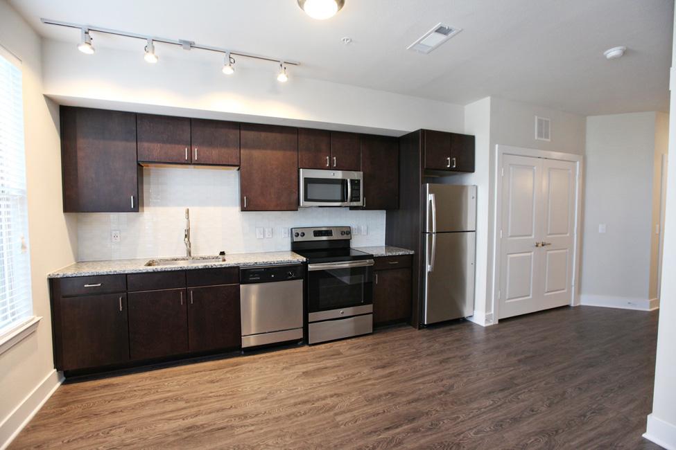 https://cdn.rentalbeast.com/listings/3478012_1574365198318.jpg.rbm