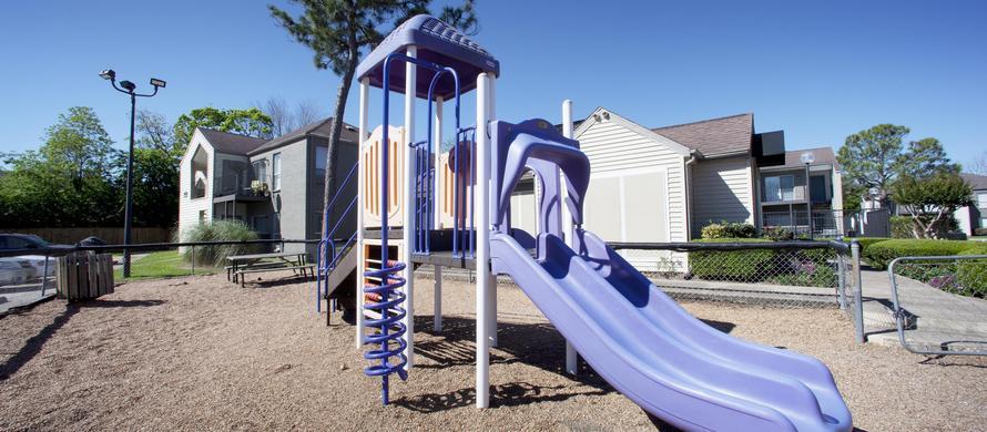 https://cdn.rentalbeast.com/listings/3655738_1581538567518.jpg.rbm