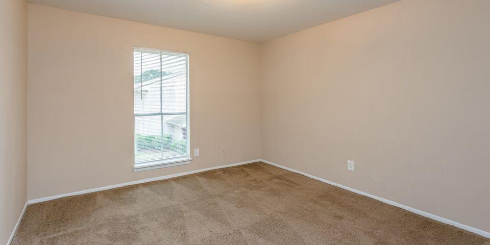 https://cdn.rentalbeast.com/listings/3729279_1617831943832.jpg.rbm