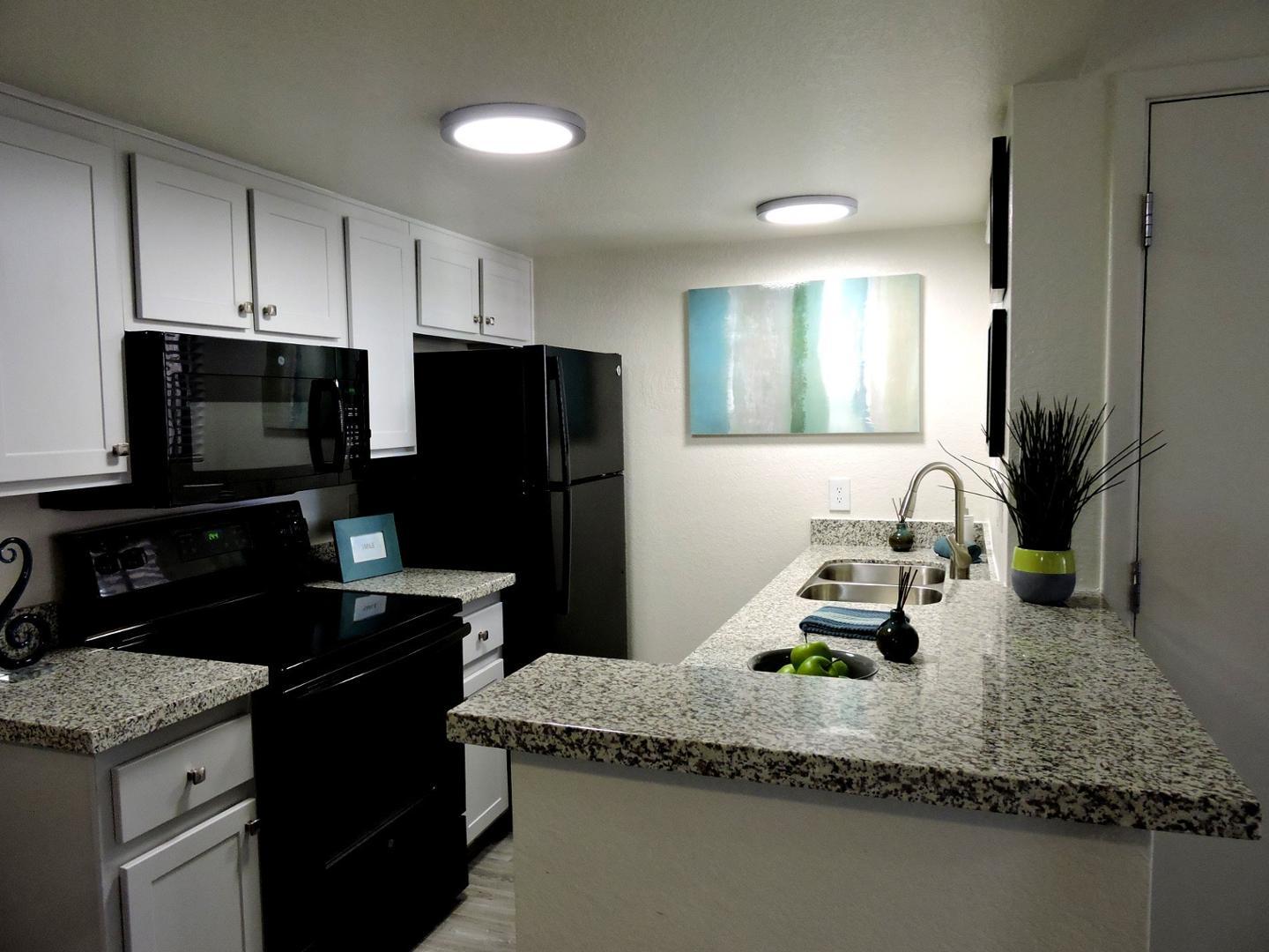 https://cdn.rentalbeast.com/listings/3787632_1585687293221.jpg.rbm