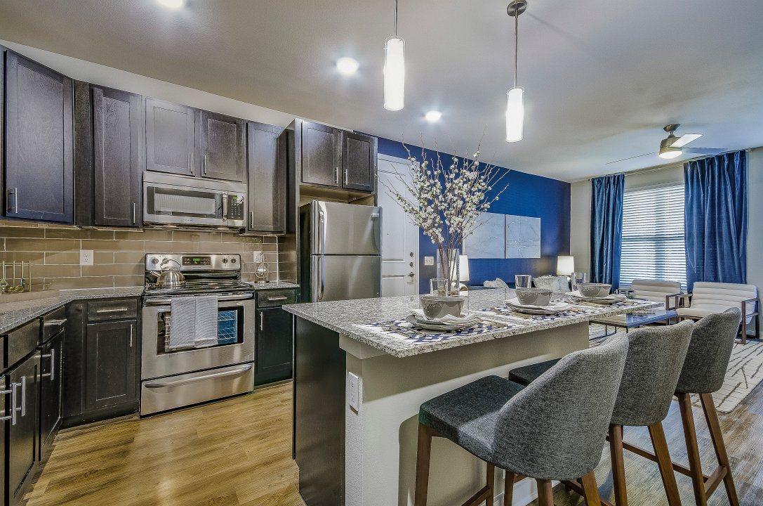 https://cdn.rentalbeast.com/listings/3890878_1589233863644.jpg.rbm