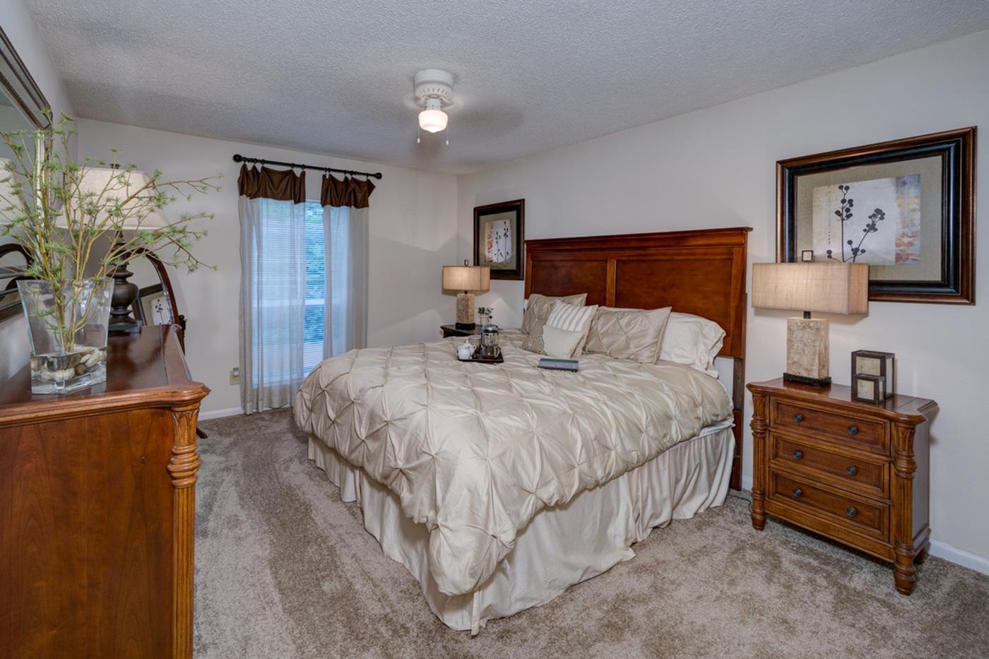 https://cdn.rentalbeast.com/listings/3906593_1589577813266.jpg.rbm